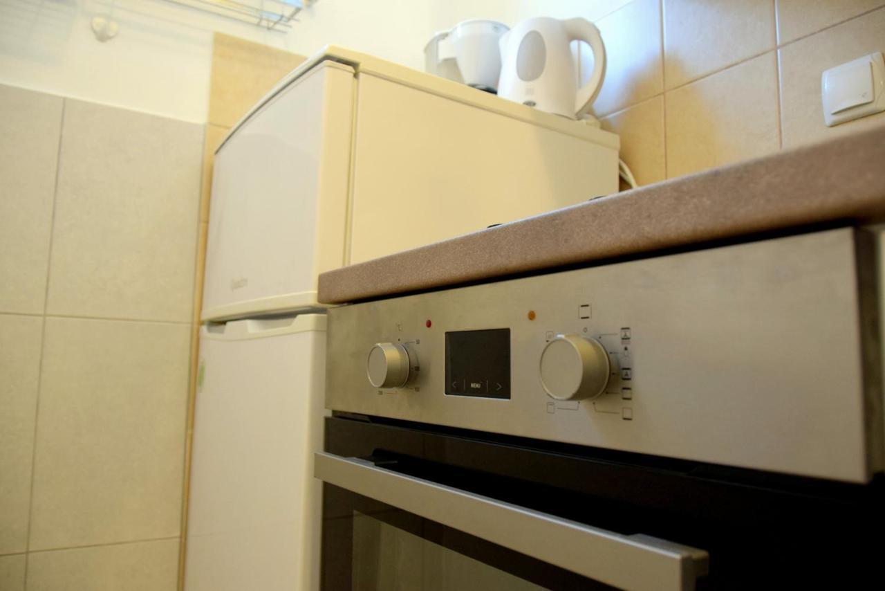 Miramar Gardenn Apartmment Banjol Eksteriør billede